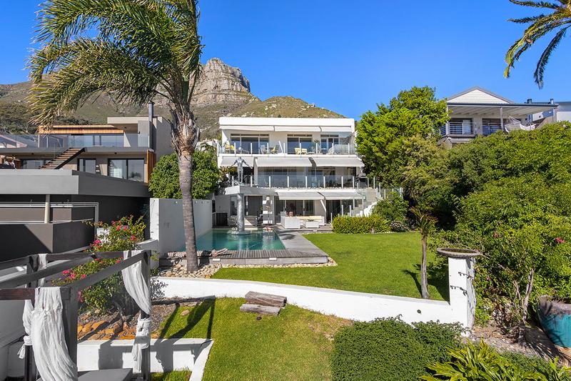 To Let 5 Bedroom Property for Rent in Llandudno Western Cape